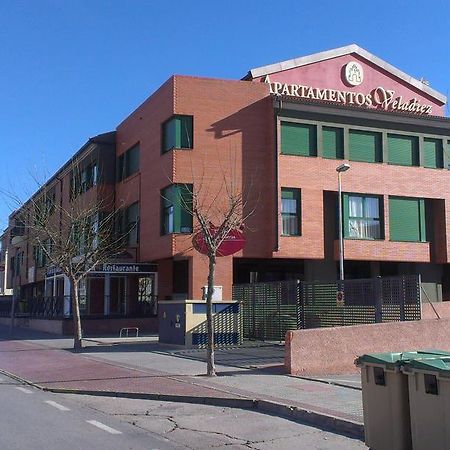 לה לסטריה Apartamentos Turisticos Veladiez מראה חיצוני תמונה